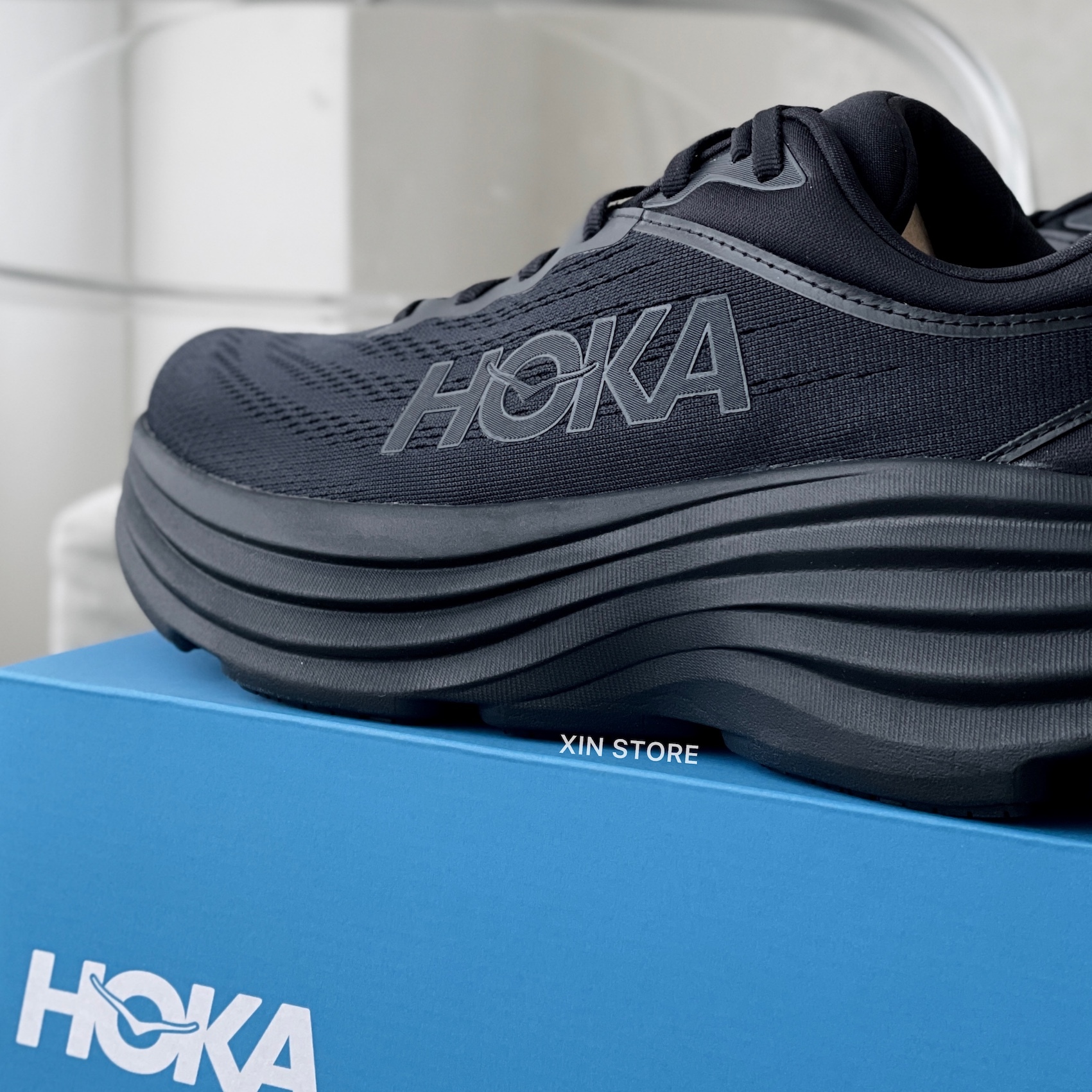 Hoka Bondi 8 Wide Low 低筒緩震登山鞋路跑鞋黑