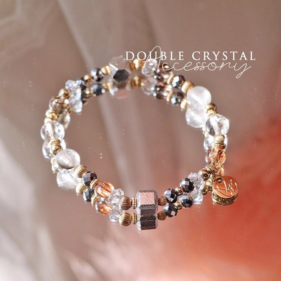 人手一條 不可忽視的強大磁場 無可定義：德韋曼交角／天鐵．黑銀鈦．黑金超．黃鐵礦晶中晶．鈦赫茲