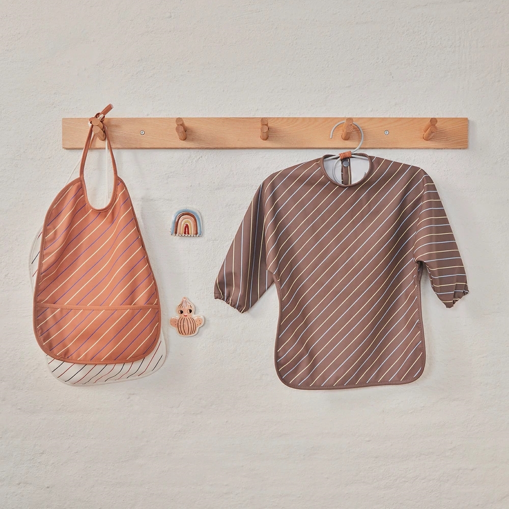 好萩家居|丹麥 OYOY -圍兜2入組,香草焦糖夾心款式,活潑鮮豔。