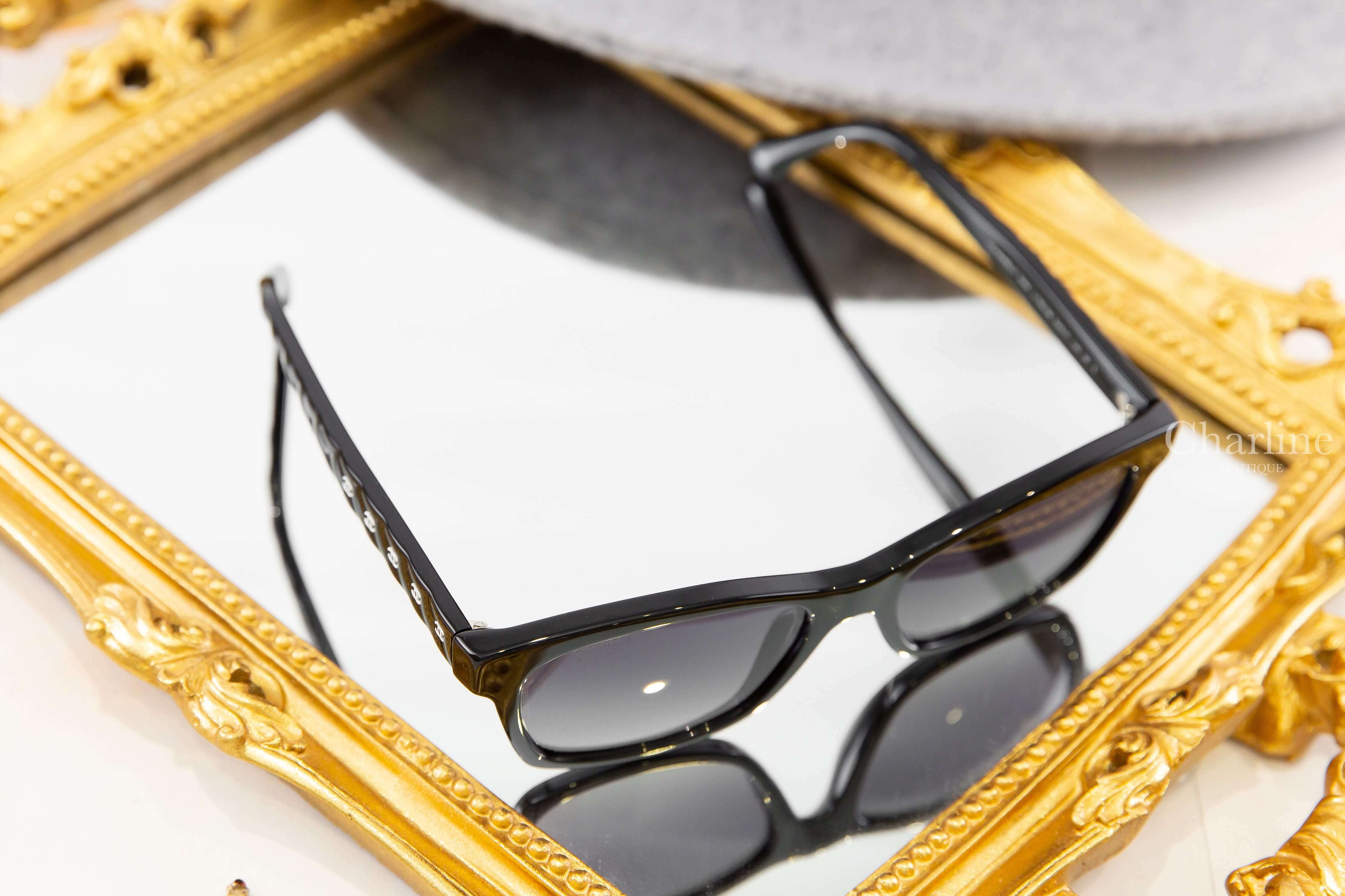 Chanel Square Sunglasses 黑色方框漸變鏡片側邊菱格紋白色CC太陽眼鏡-Charline Boutique 精品代購