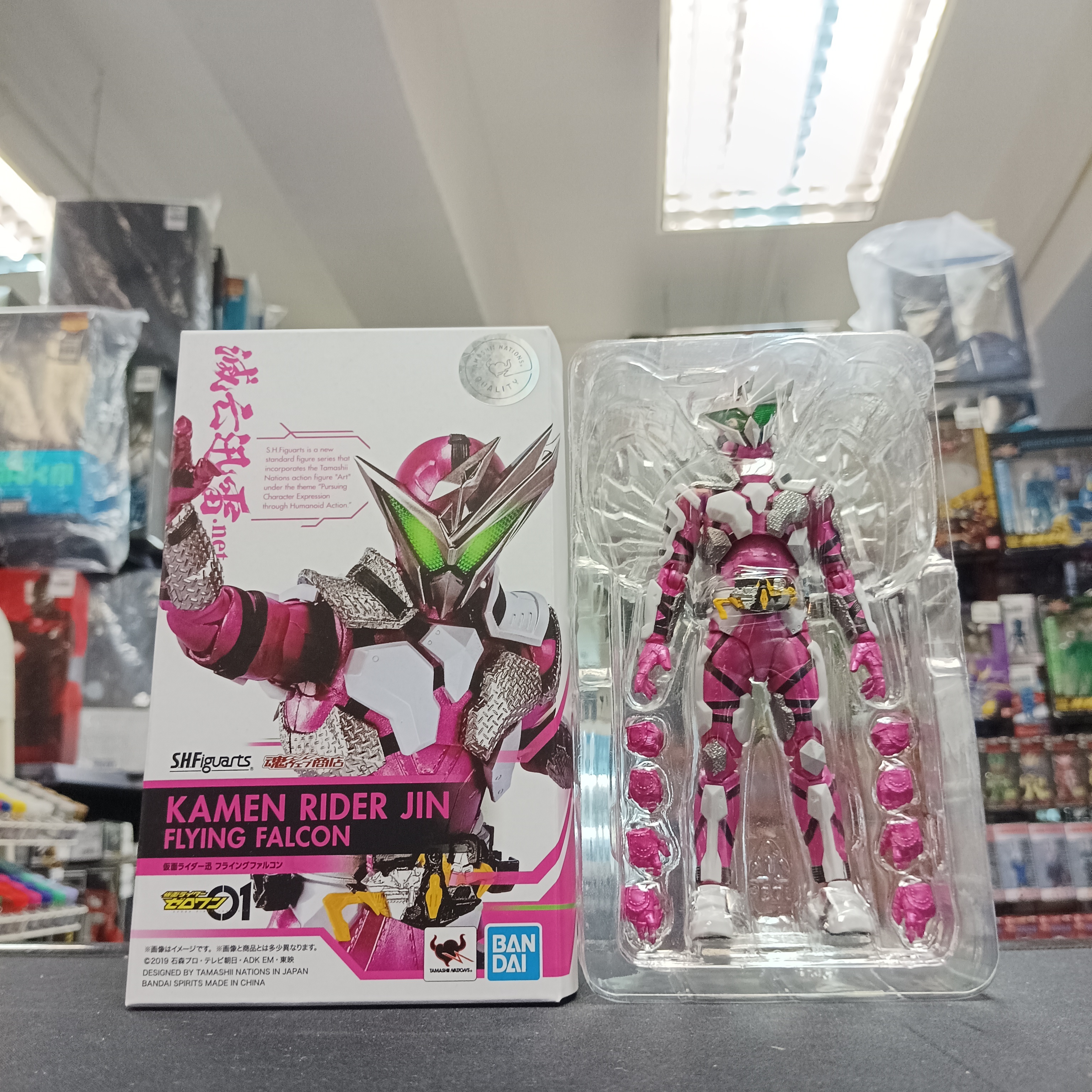 幪面超人-SHF ZERO ONE Jin Flying Falcon