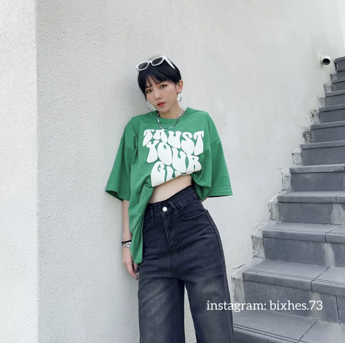 TRUST發泡字寬鬆短T(A00008)