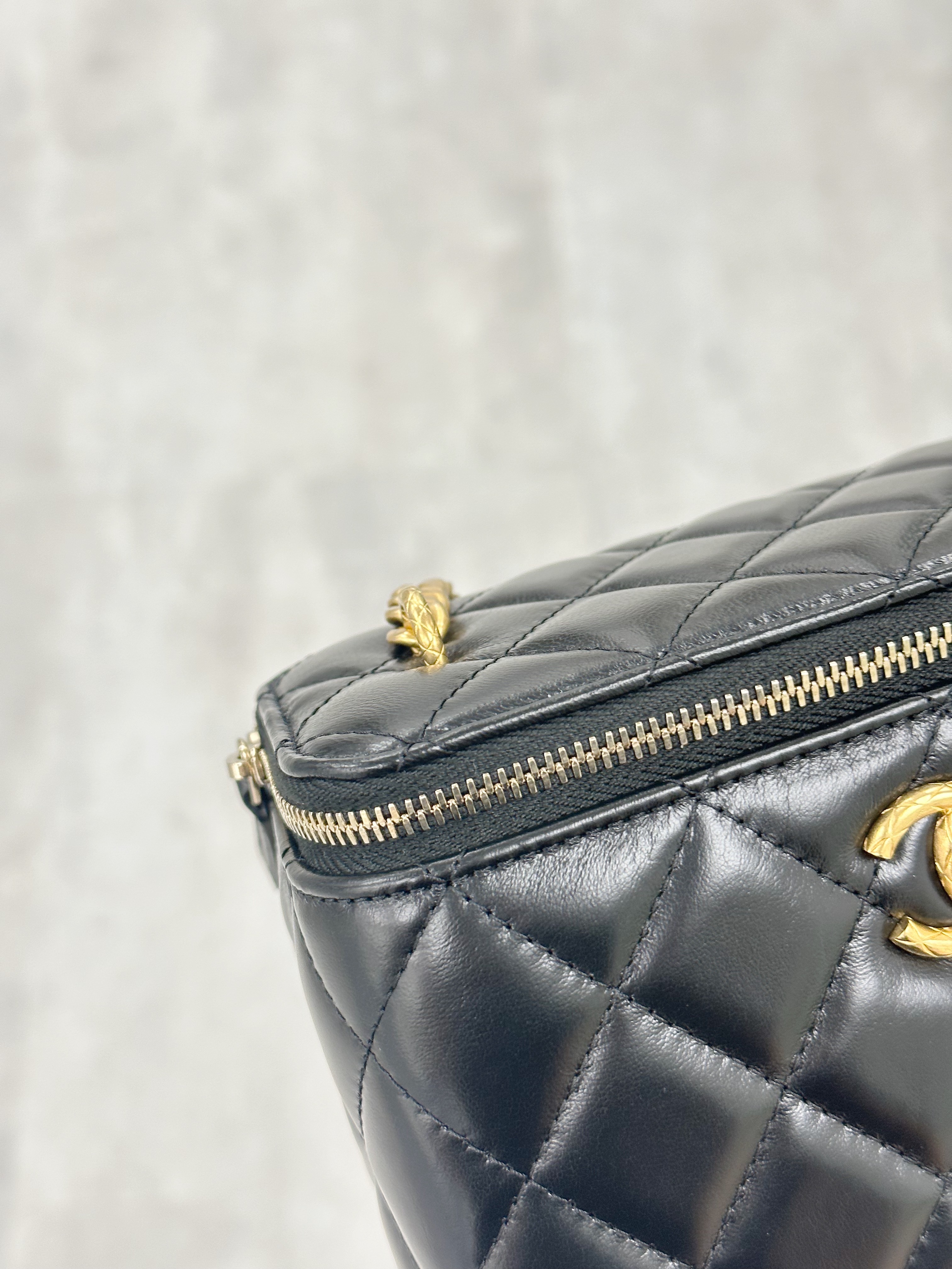 Chanel Small Vanity Box 長扣 (AP3044)