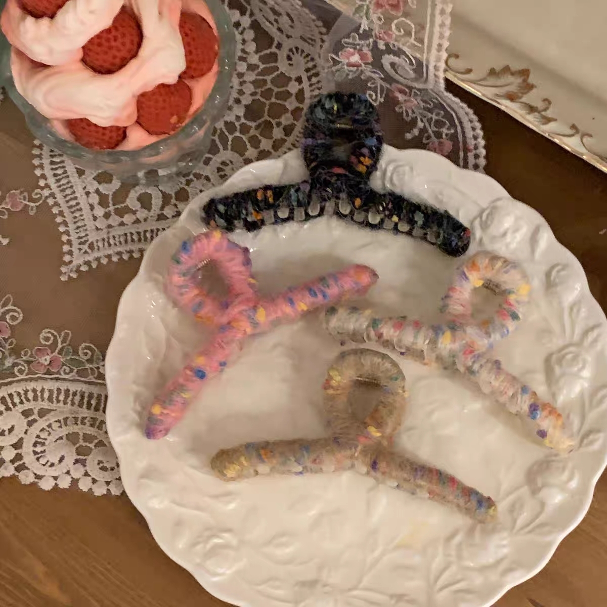 【2 for RM10】Rainbow Jumping Candy~ Cute Hair Claw