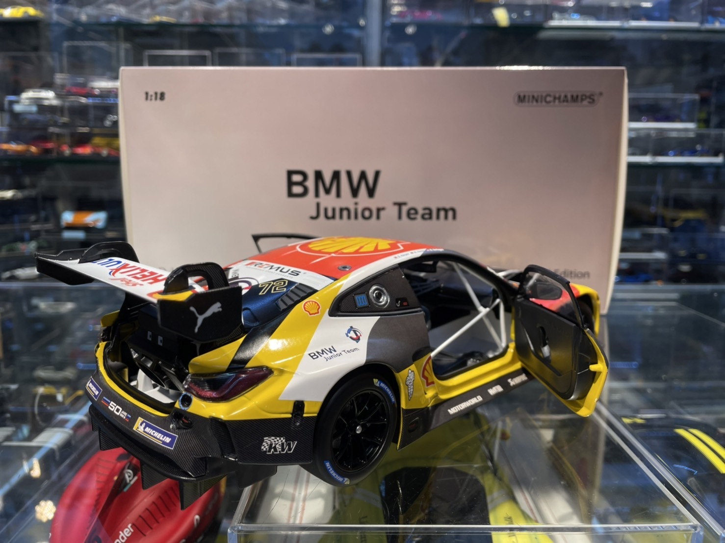 MINICHAMPS BMW M4 GT3 BMW Junior Team Nurburgring 1/18