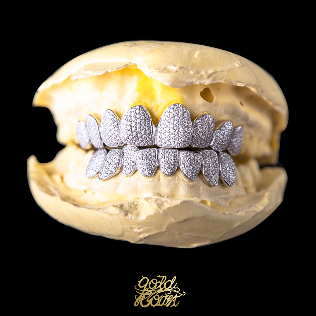 珠寶訂製滿鑲莫桑石牙套