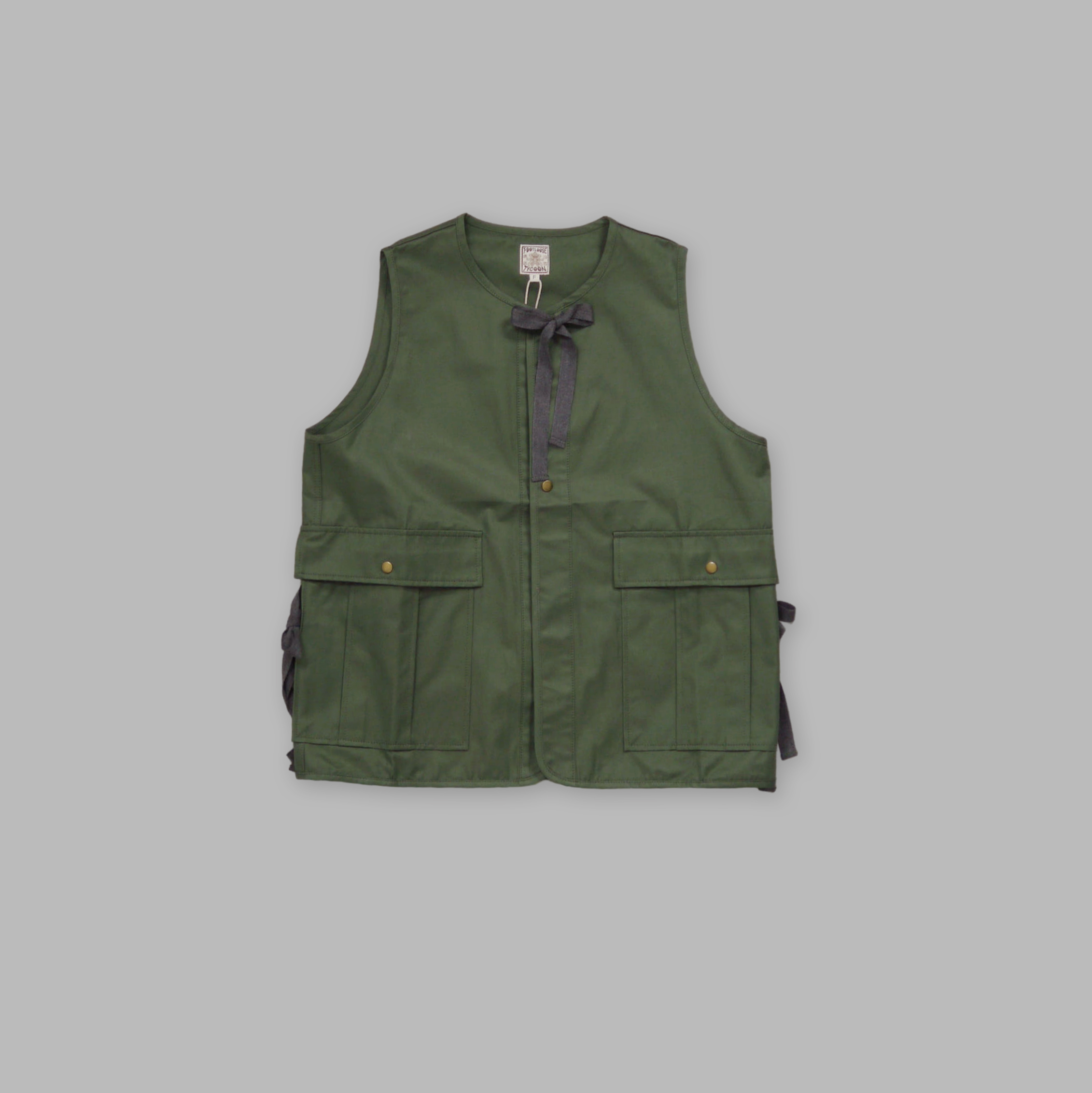 Footloose Tycoon Collection Vest ╭ 2色 ╮