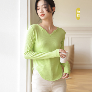 V-neck with T-shirt for women in autumn and winter