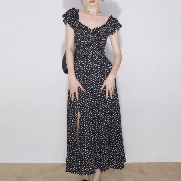 Fly-sleeved waist floral dress