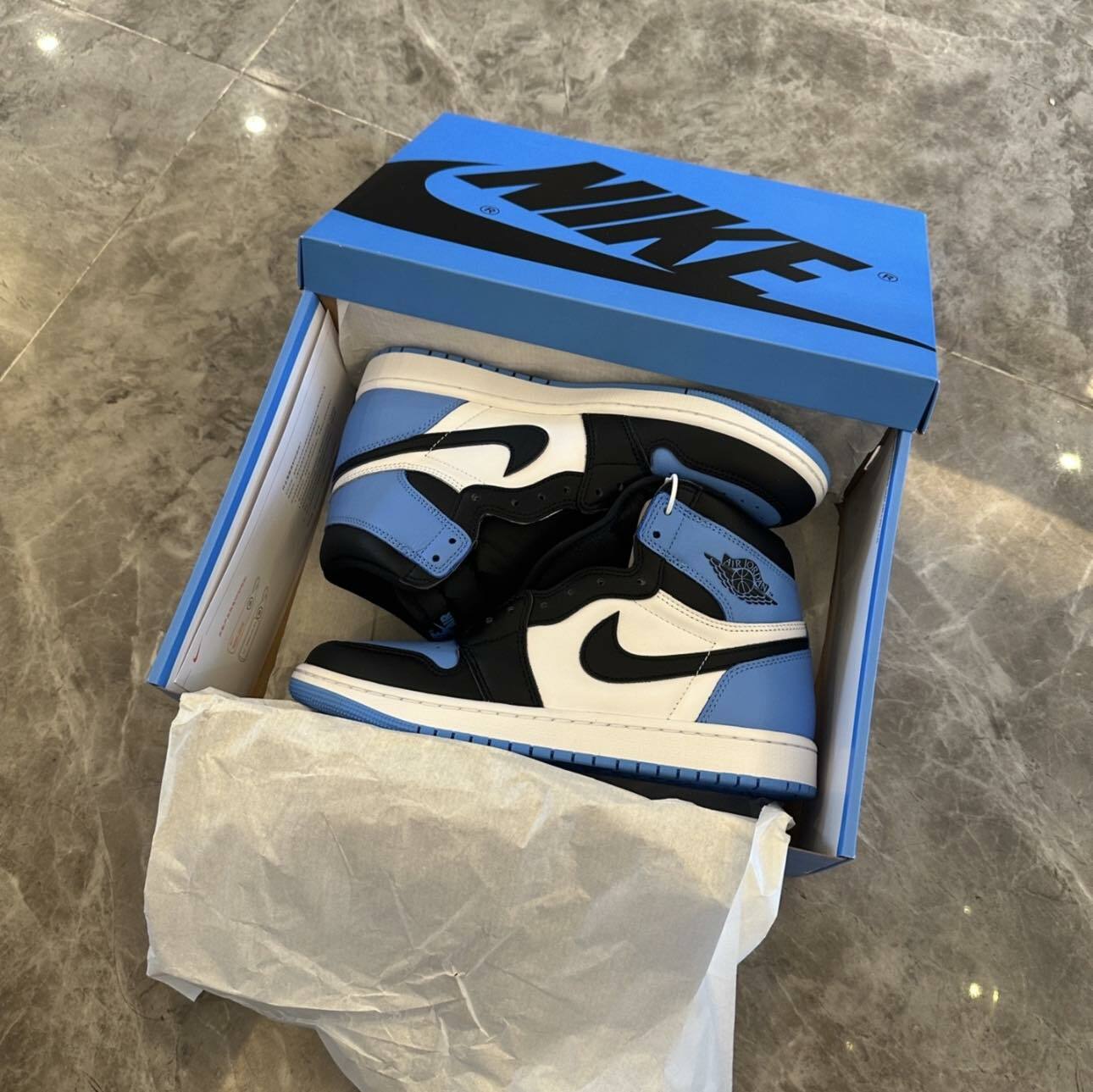 AIR JORDAN 1 RETRO HIGH OG UNC TOE 北卡藍 一代