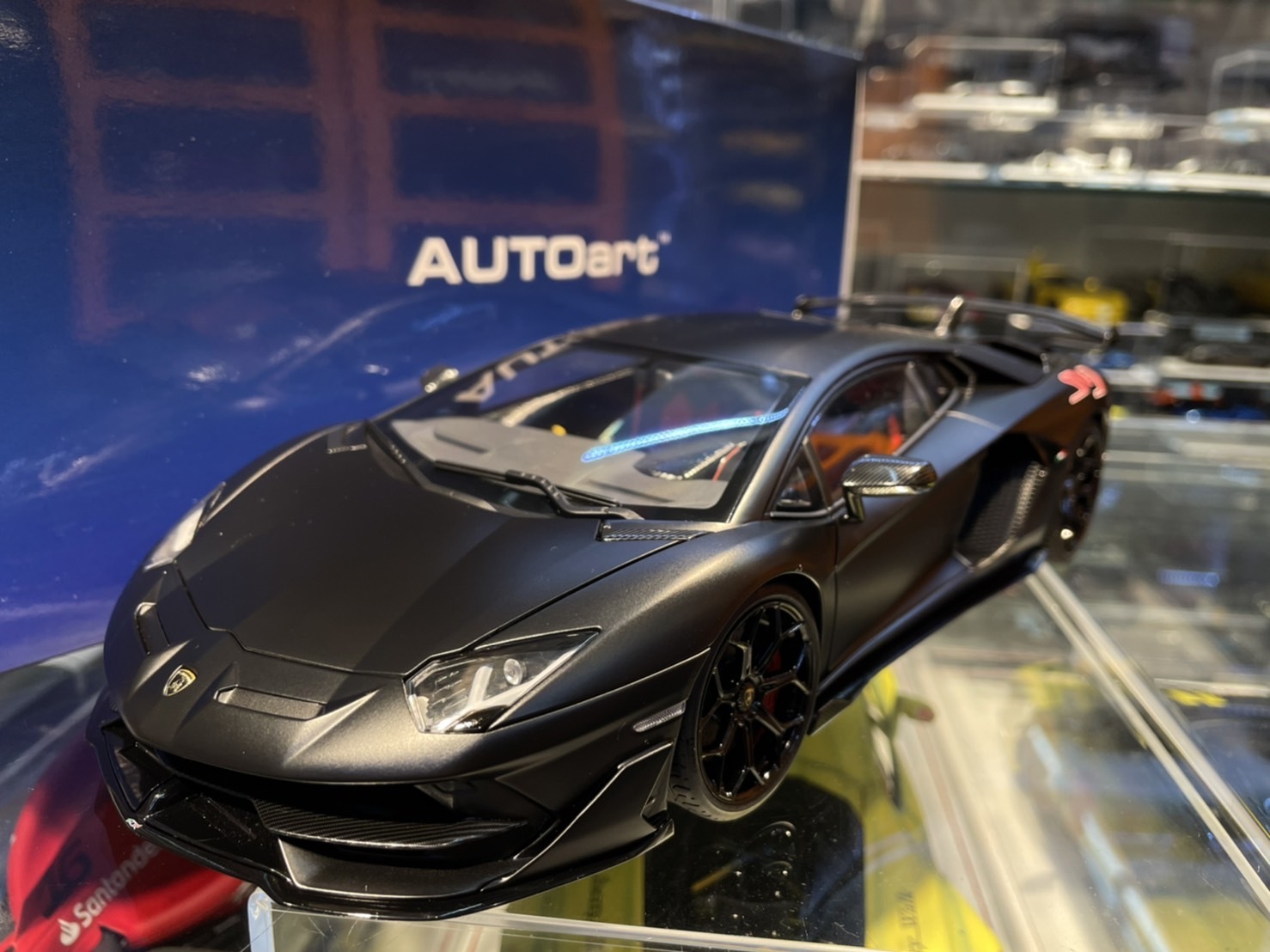 AutoArt 79219 Lamborghini Aventador SVJ Black 1/18 AutoArt 79219 Lamborghini Aventador SVJ Black 1/18