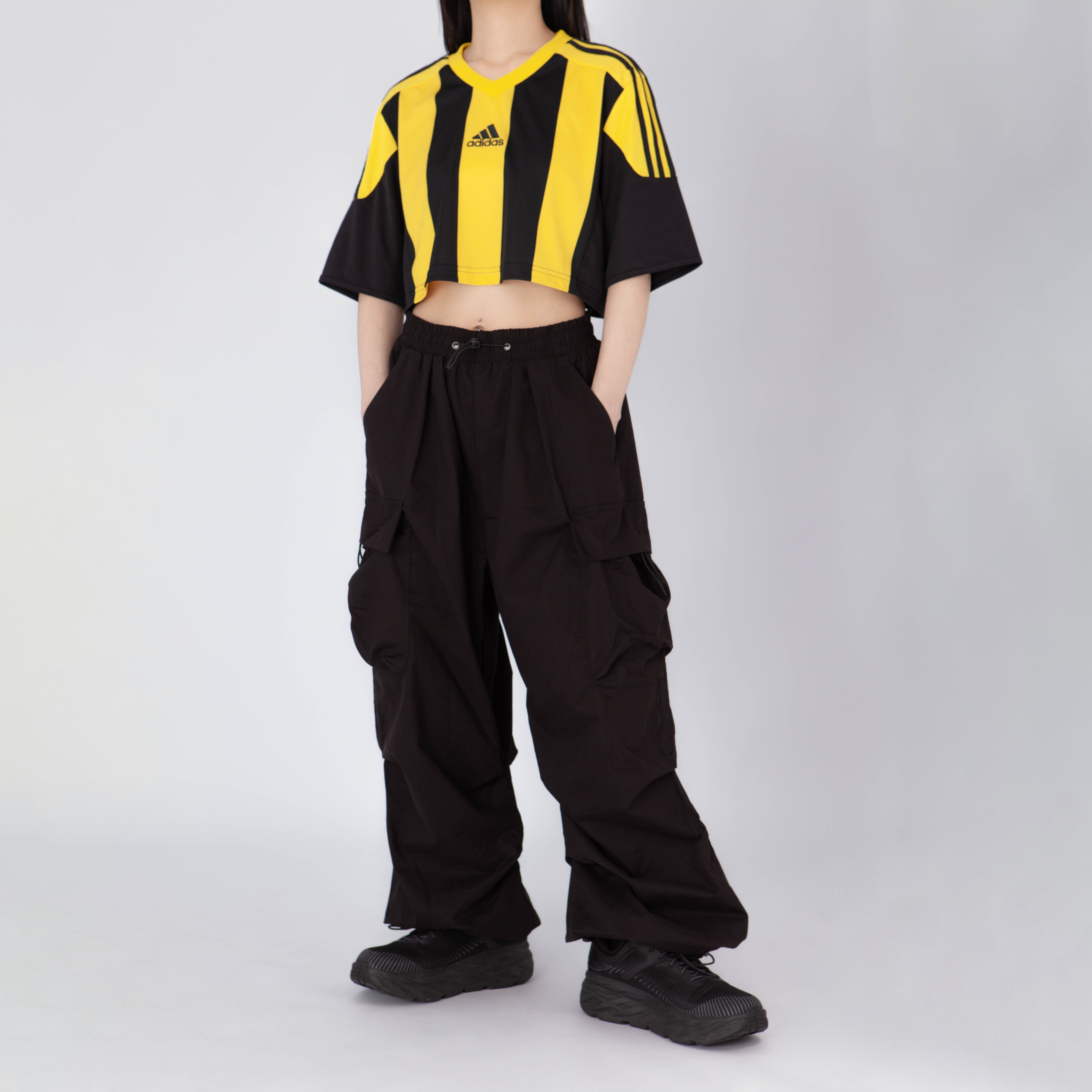 VINTAGE ADIDAS CROP SOCCER JERSEY