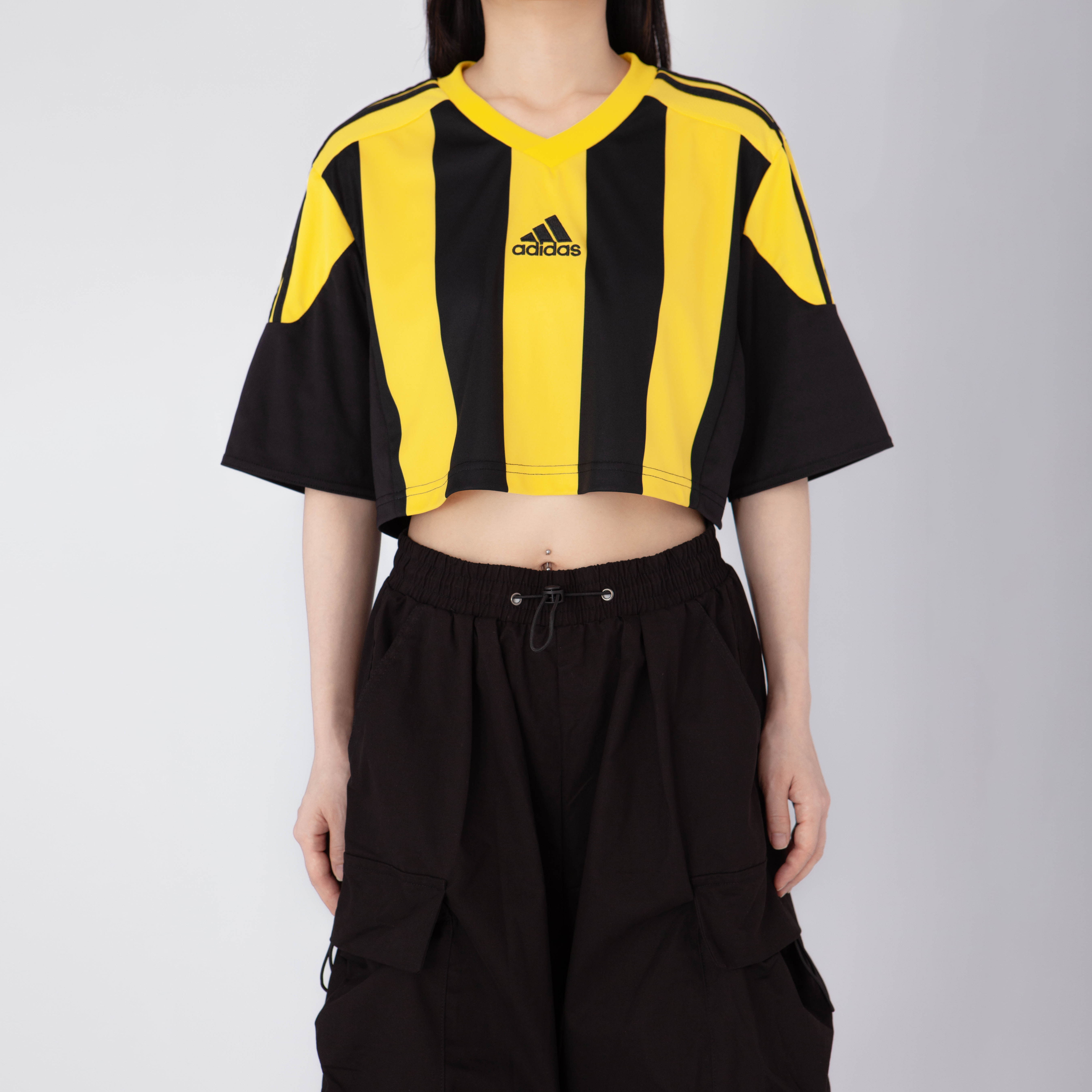 VINTAGE ADIDAS CROP SOCCER JERSEY