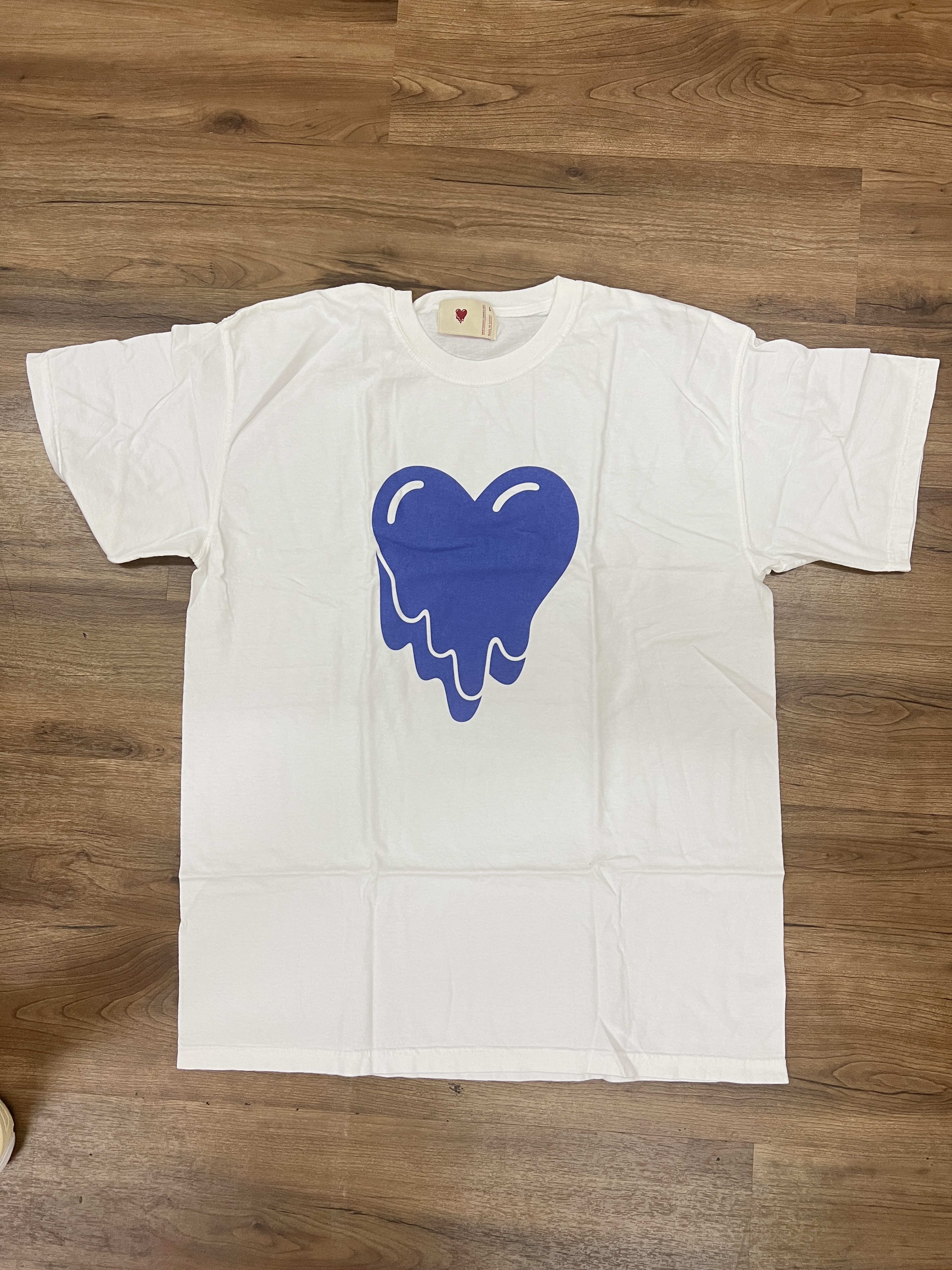 emotionally unavailable MELTING HEART TEE
