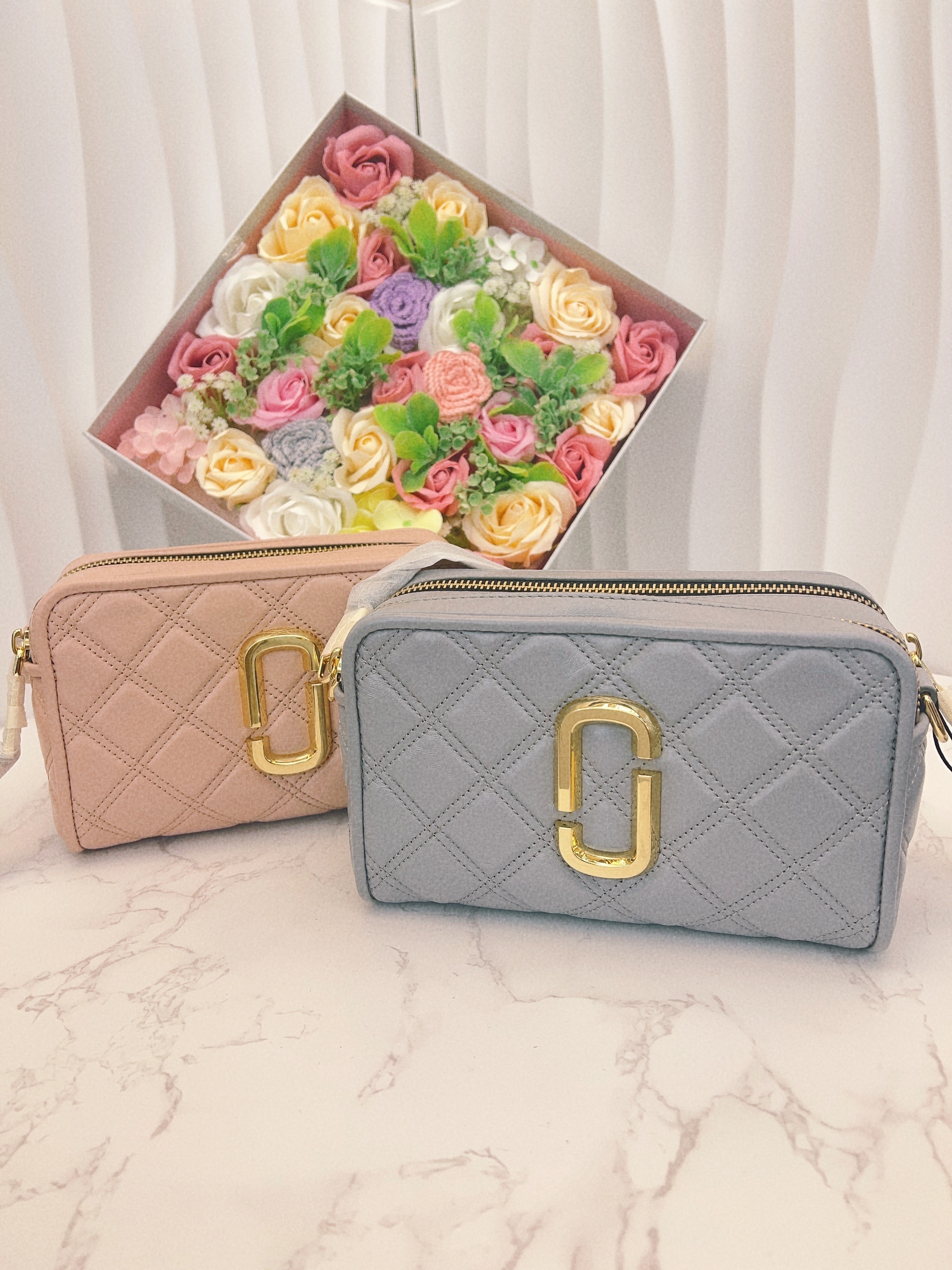 Marc Jacobs Softshot 21 Crossbody