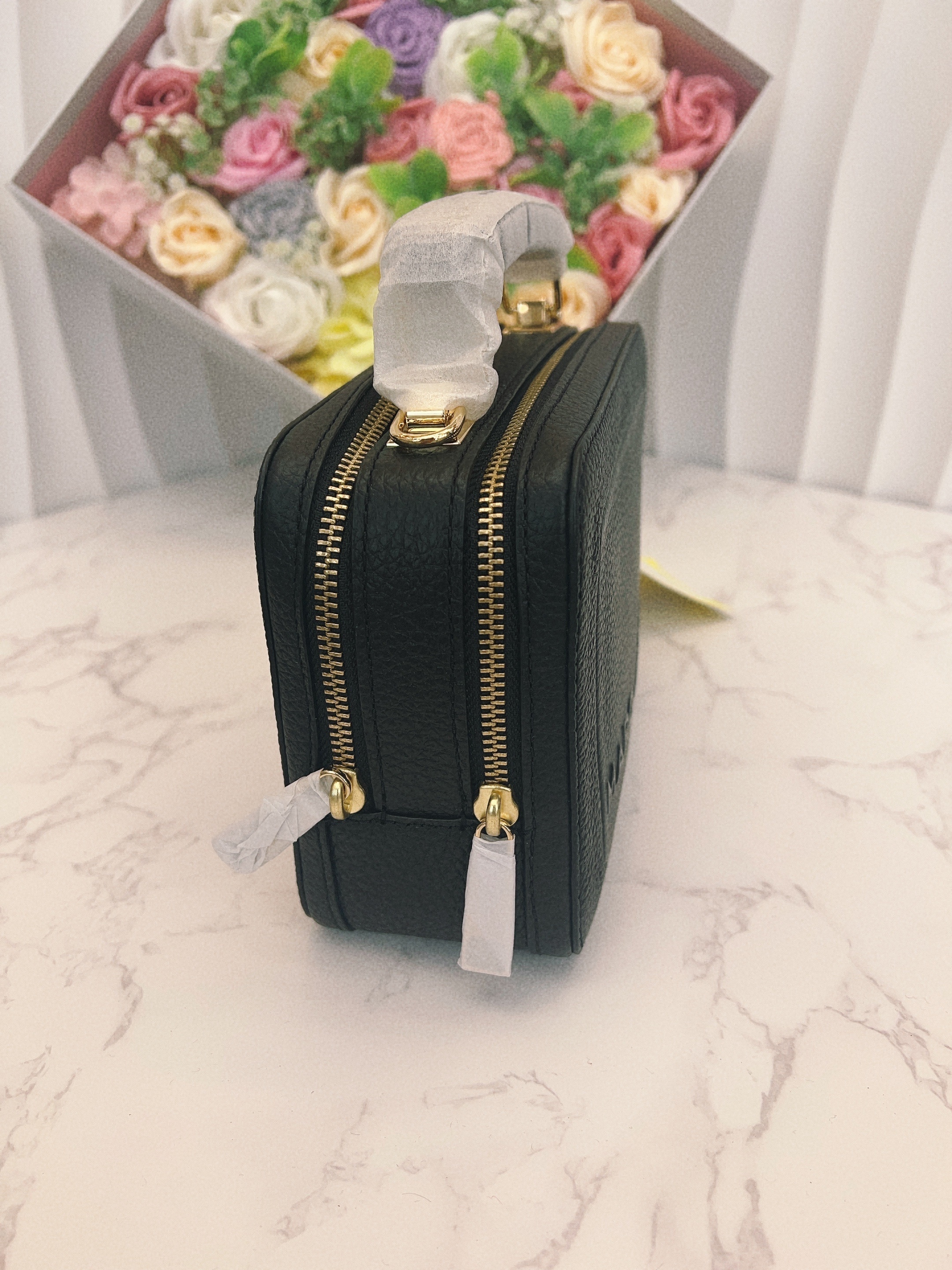 Marc Jacobs The Box 20