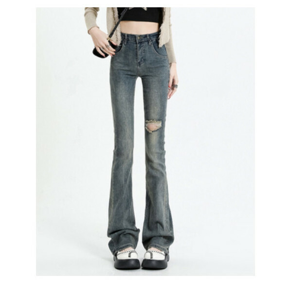 Micro-flared jeans
