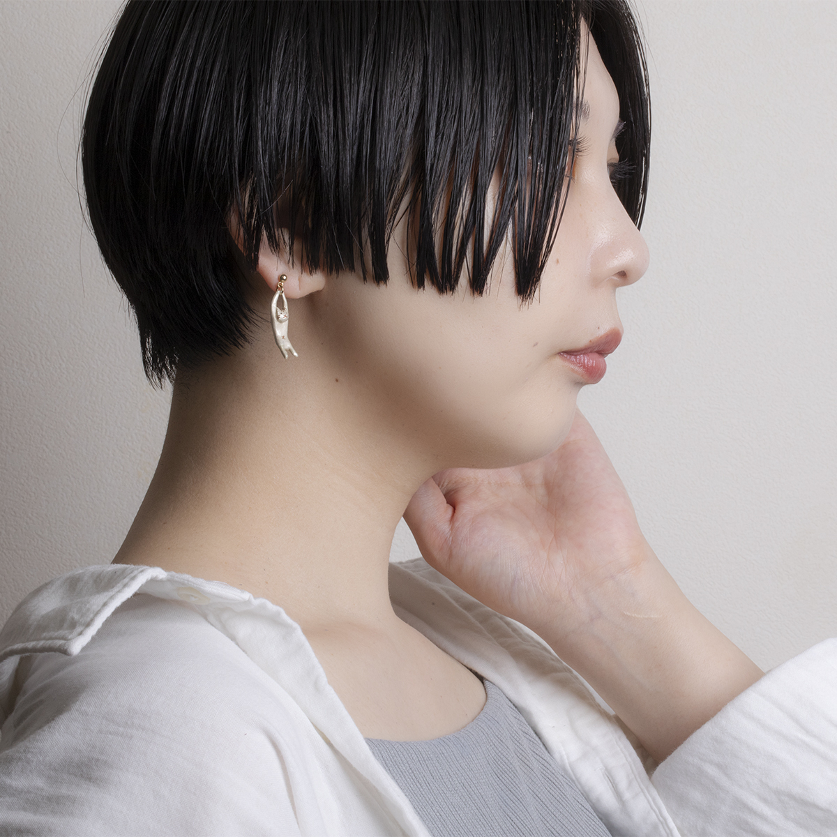 編舞中的貓老師耳環