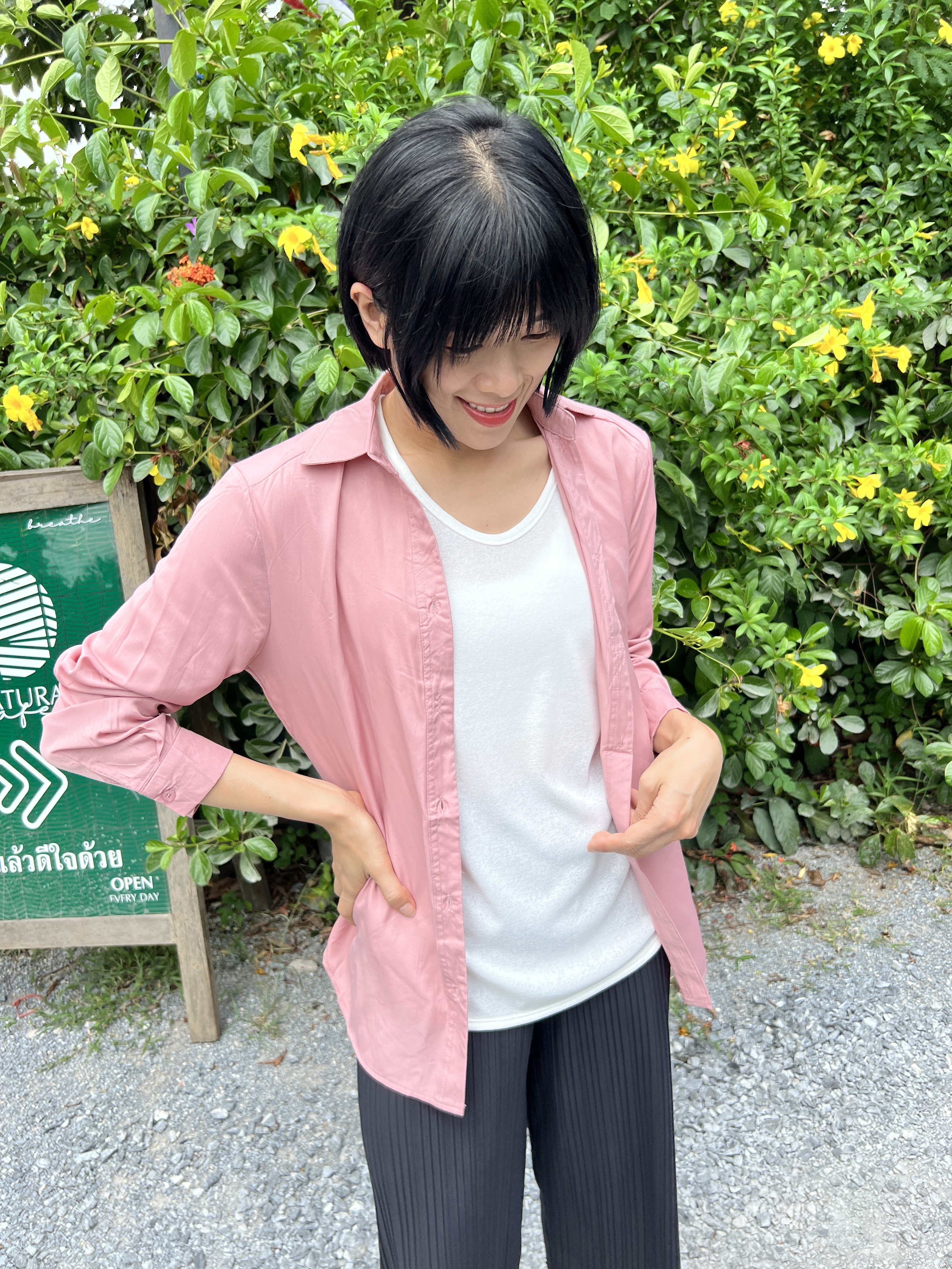 泰國好美的光澤感柔粉襯衫