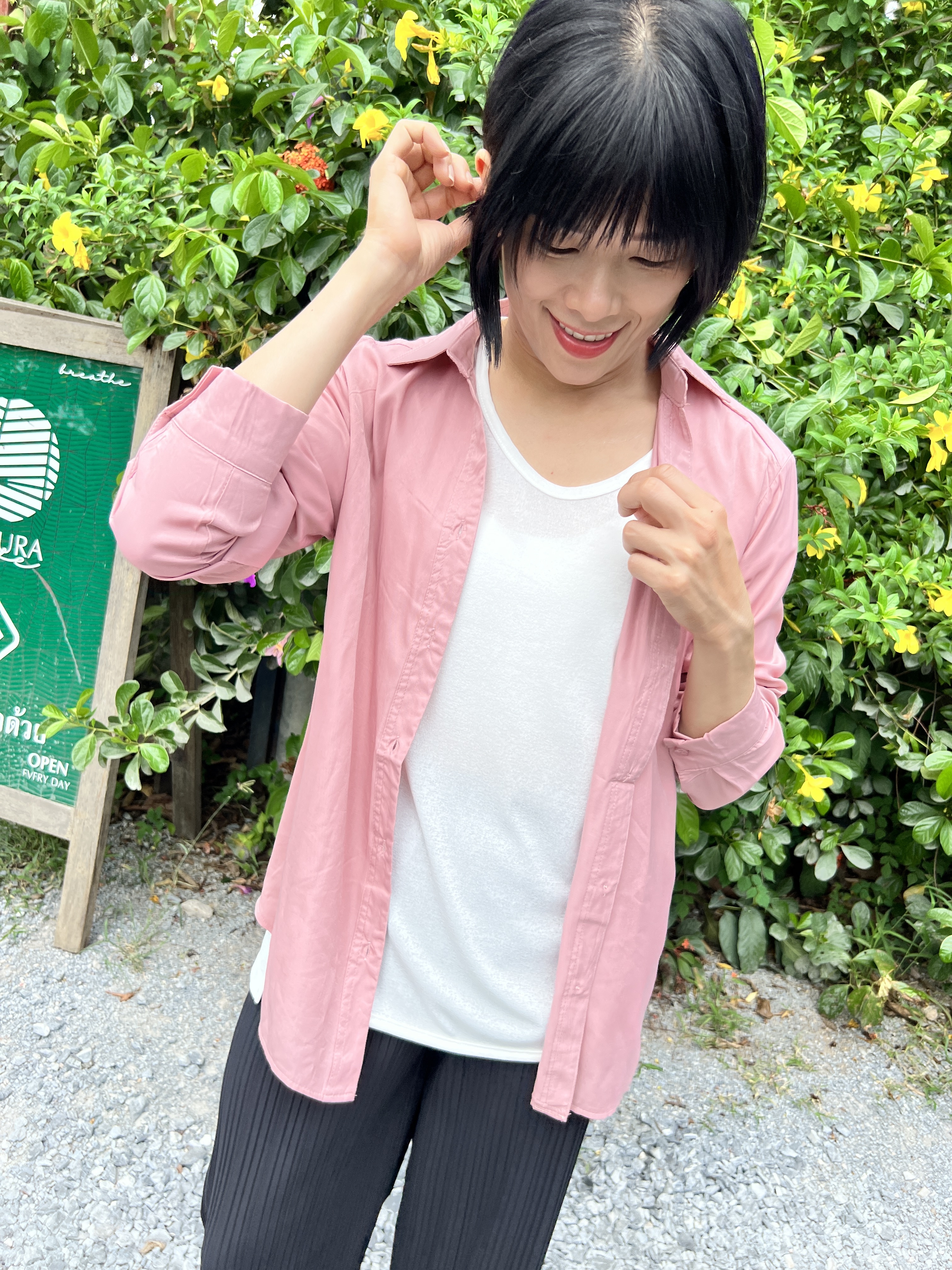 泰國好美的光澤感柔粉襯衫