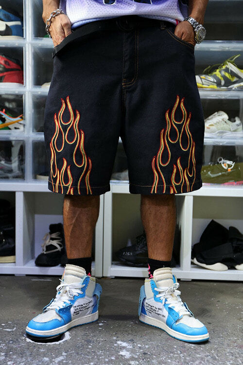 火花寬鬆牛仔短褲