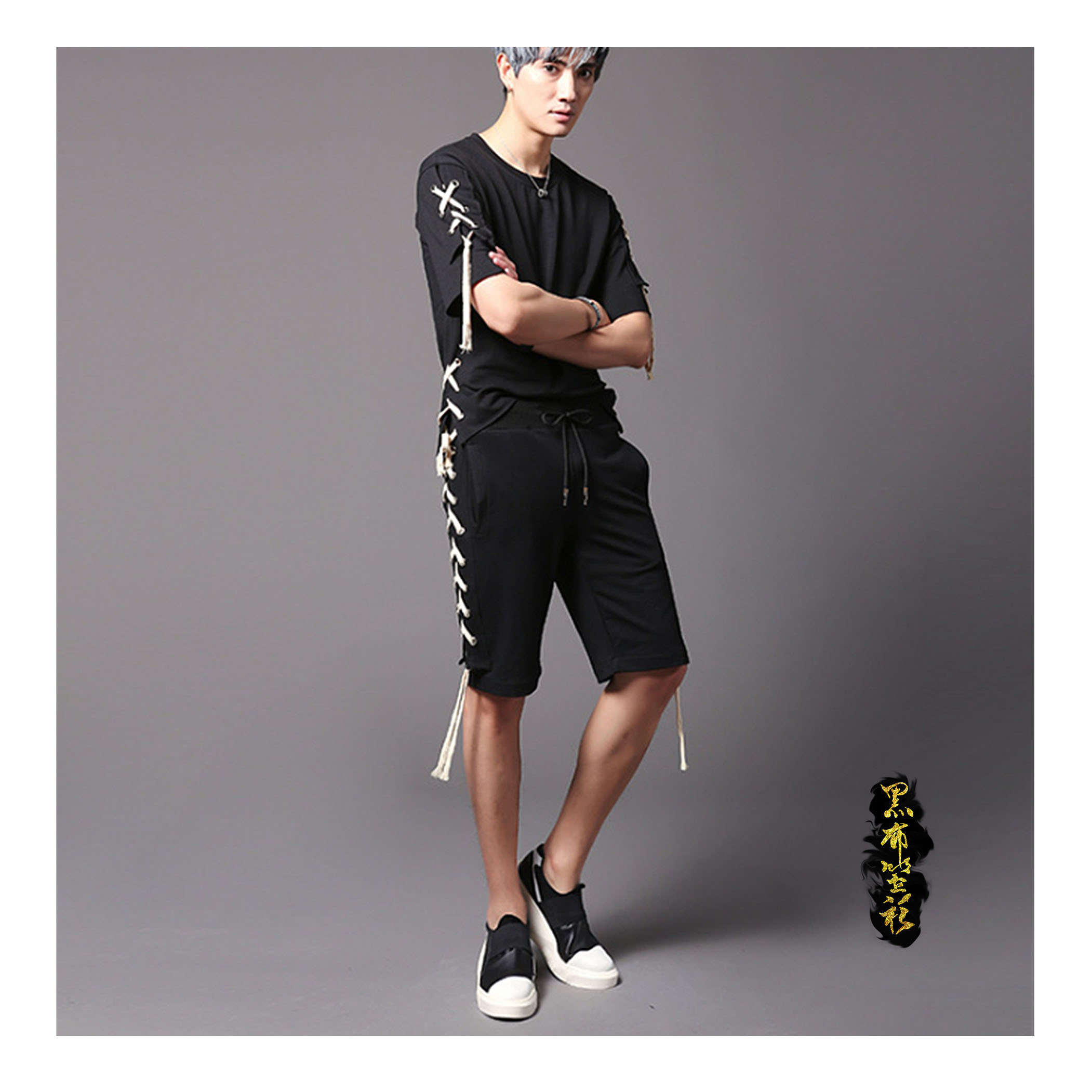 型鬼-金屬氣眼綁帶短褲 (彈性舒適)