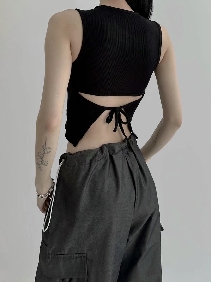 🇰🇷韓國 辣感 後綁帶 露肚 背心