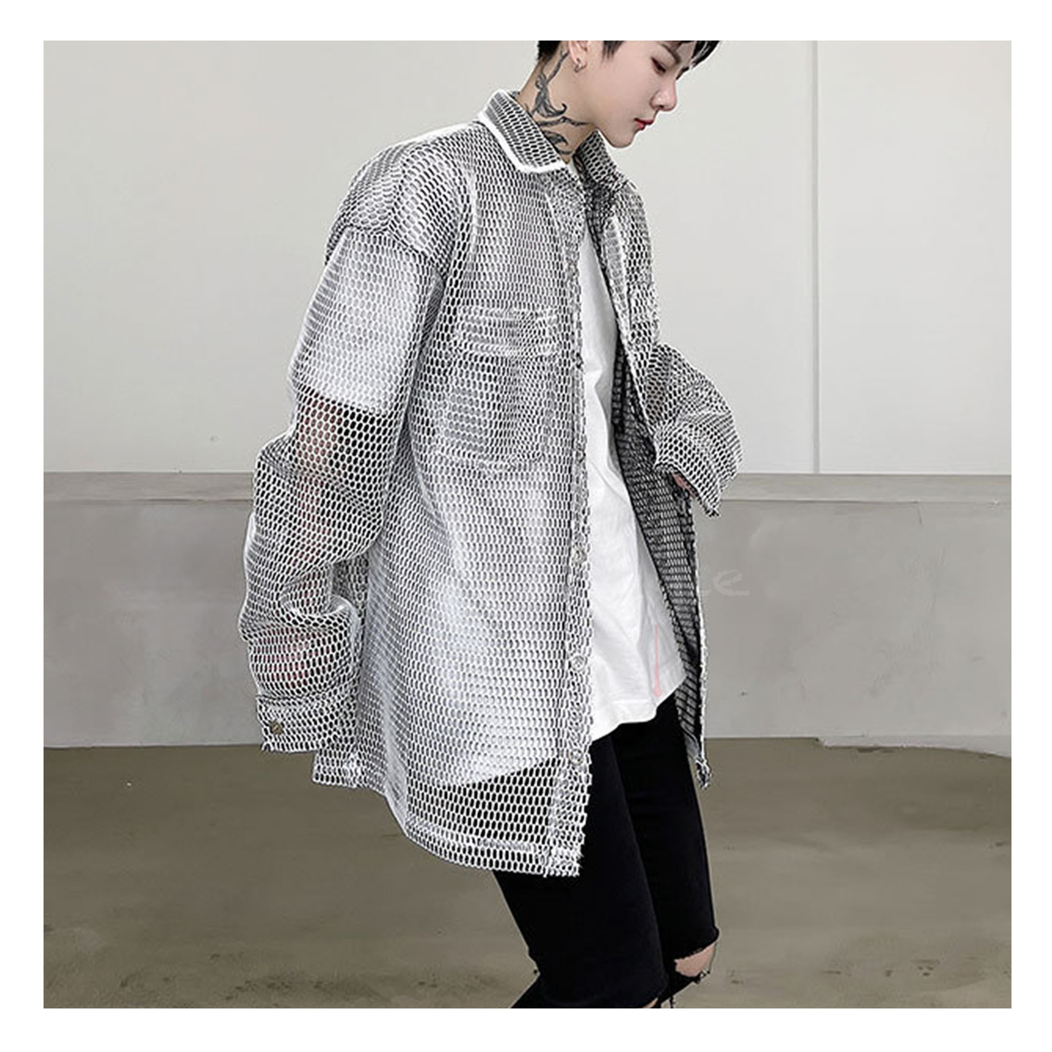 麟-鏤空寬鬆洞洞長版襯衫(2色）