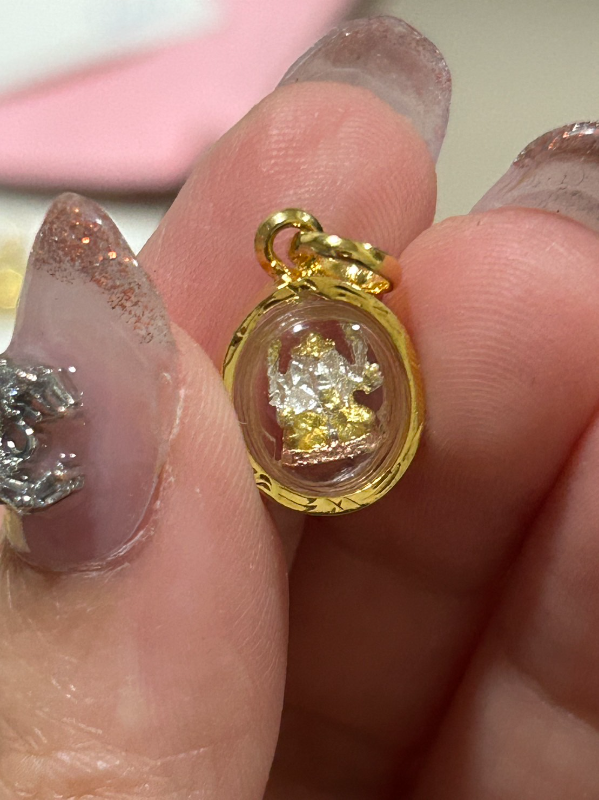 泰國 象鼻財神廟 供請 三色招財象神項鍊墜飾(K金外殼)