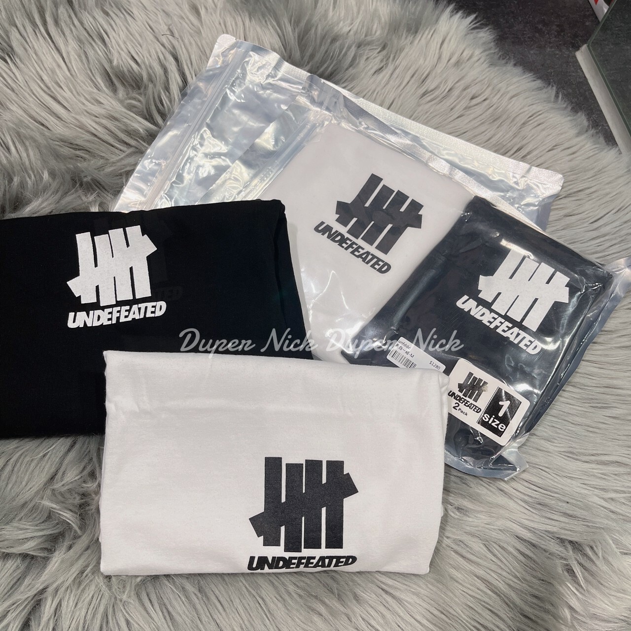 UNDEFEATED 經典LOGO 短袖