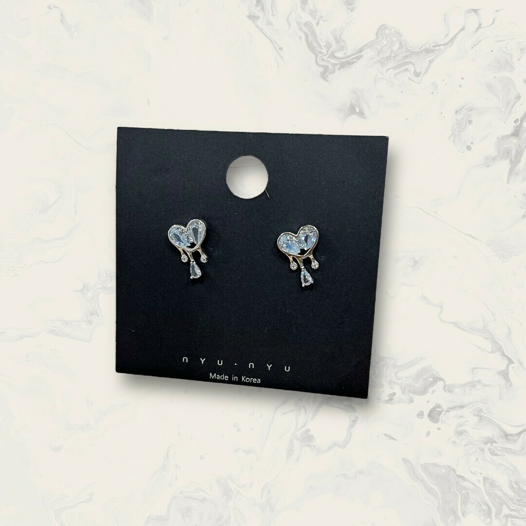 韓國直送-銀針 水滴鋯愛心融化框下水滴鋯 鍍14K