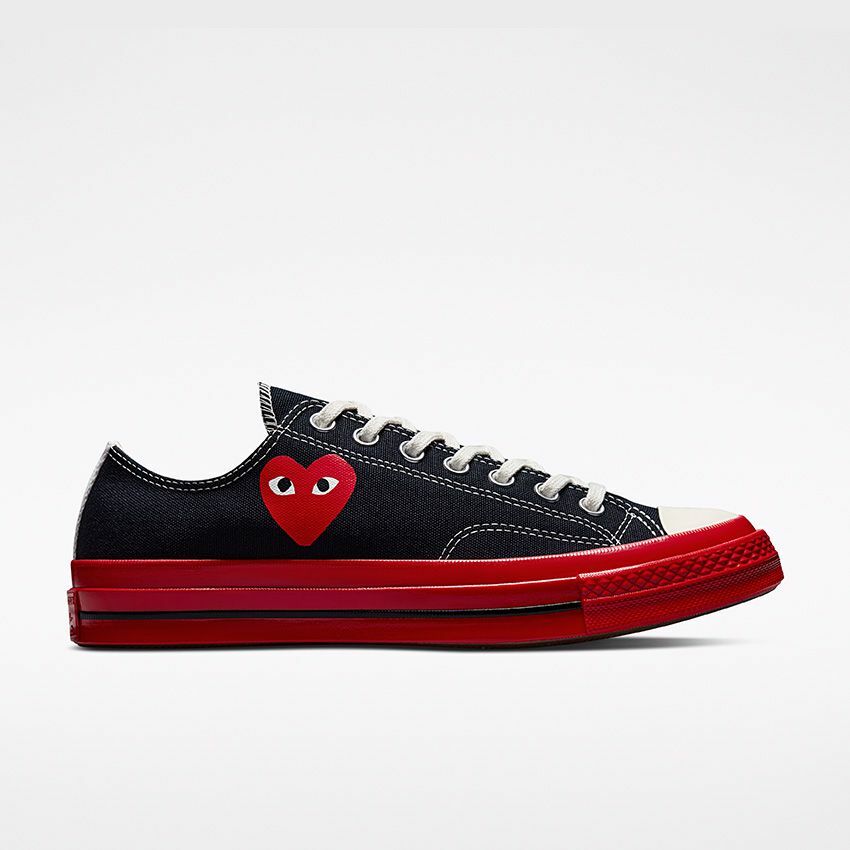 CONVERSE X CDG PLAY CHUCK TAYLOR ALL-STAR 70 LOW TOP