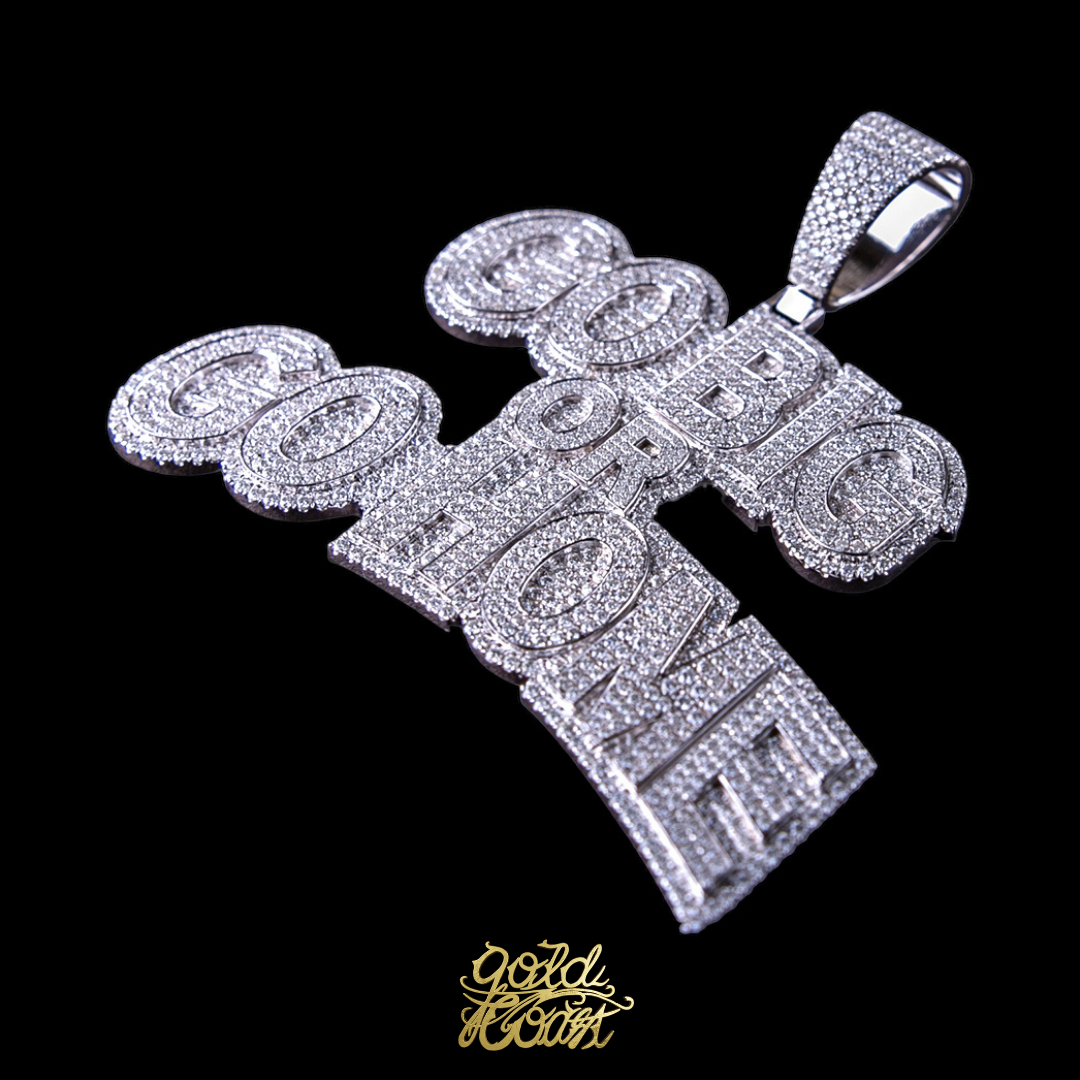 珠寶訂製滿鑲莫桑石GO BIG OR GO HOME墜飾