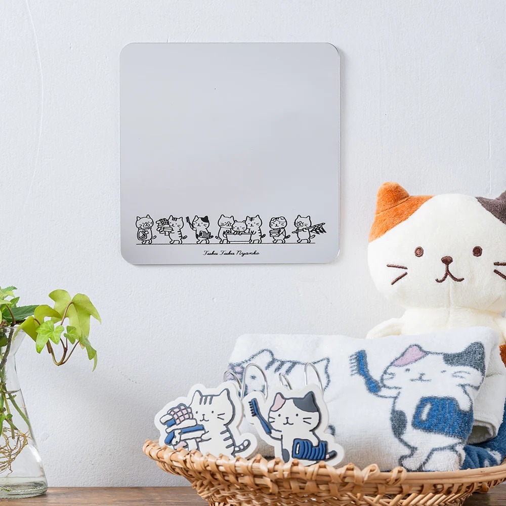 日本Fuku Fuku Nyanko 洗衣鏡牆貼