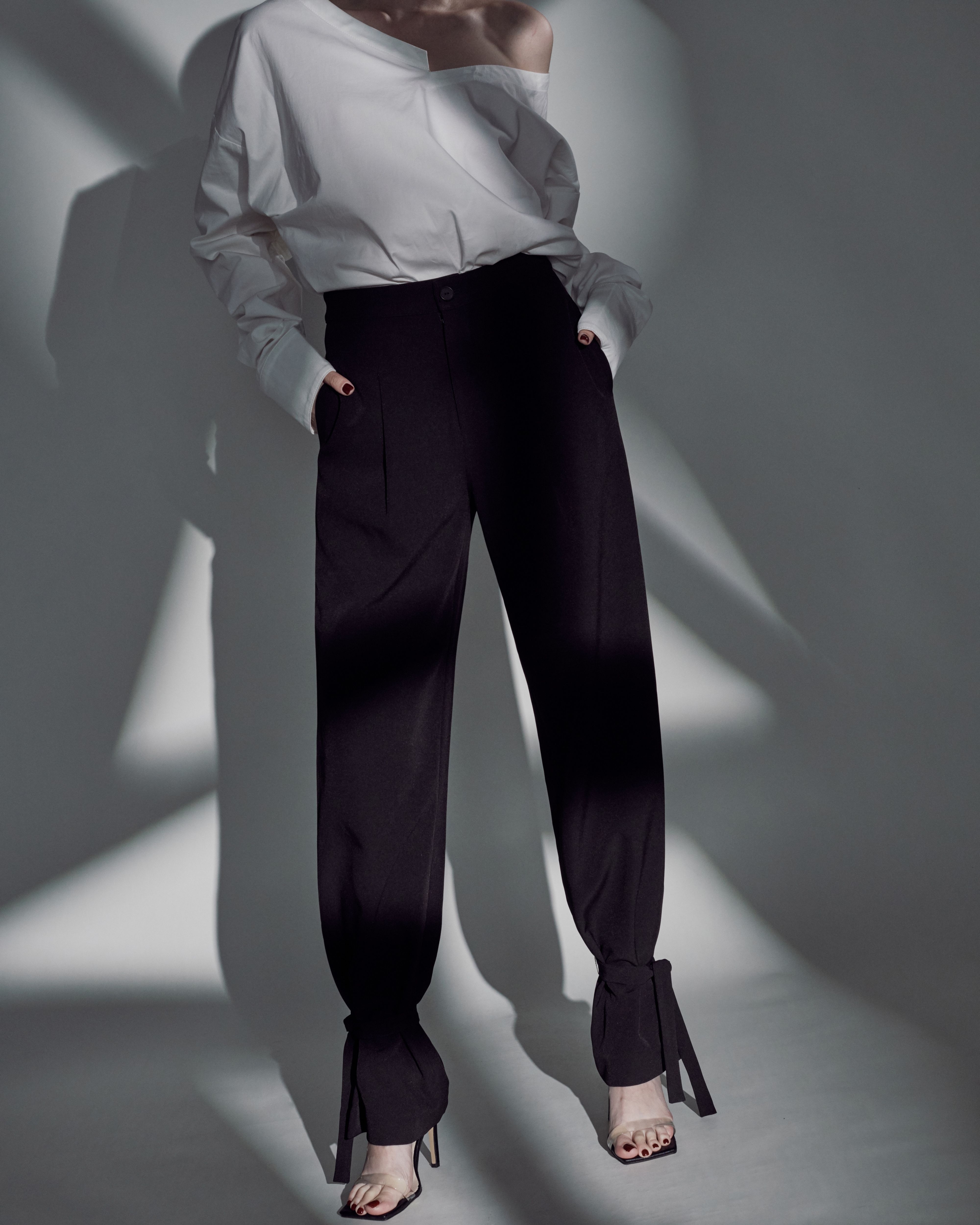 黑色褲口綁帶褲(現貨)