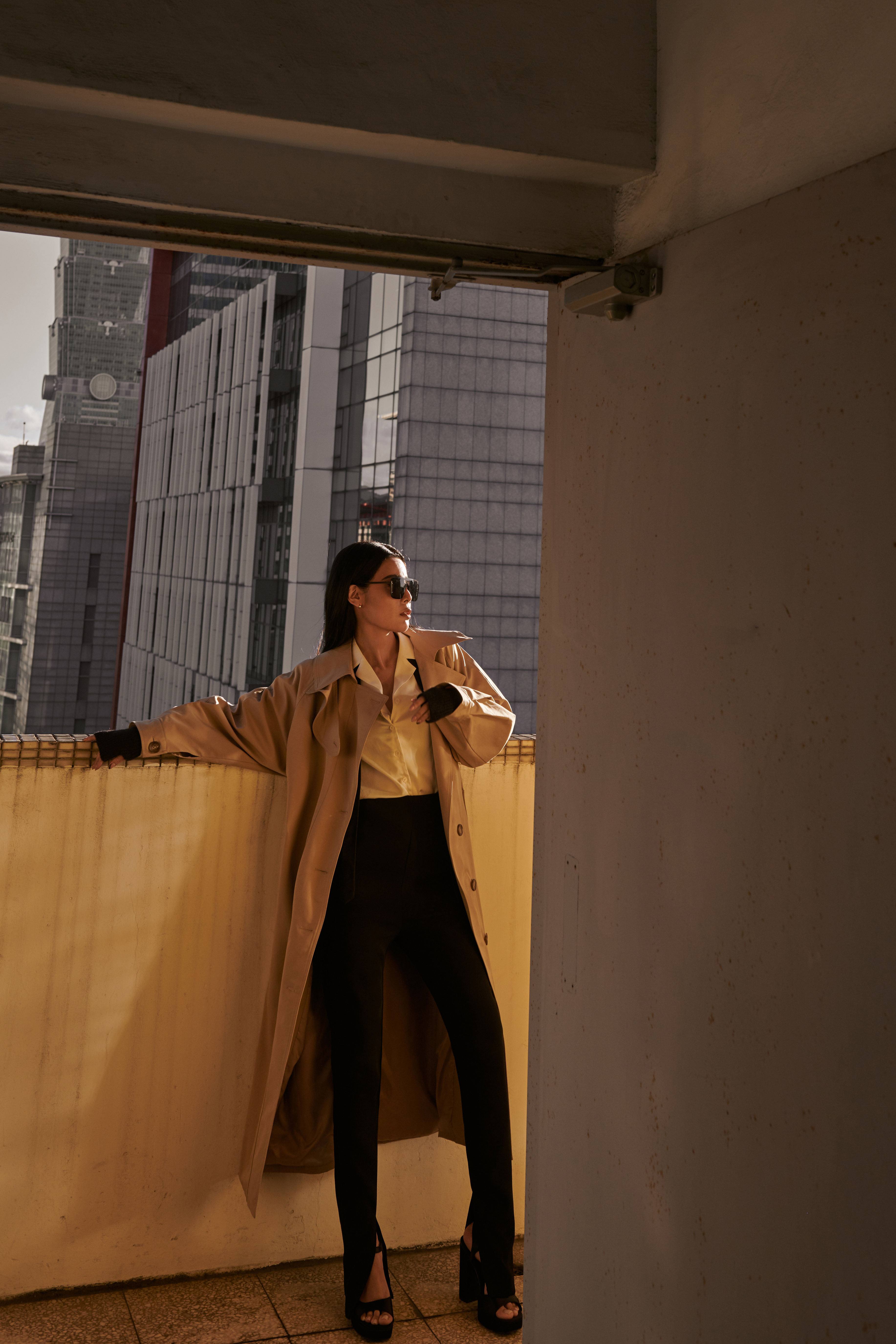 內側開岔褲(現貨)