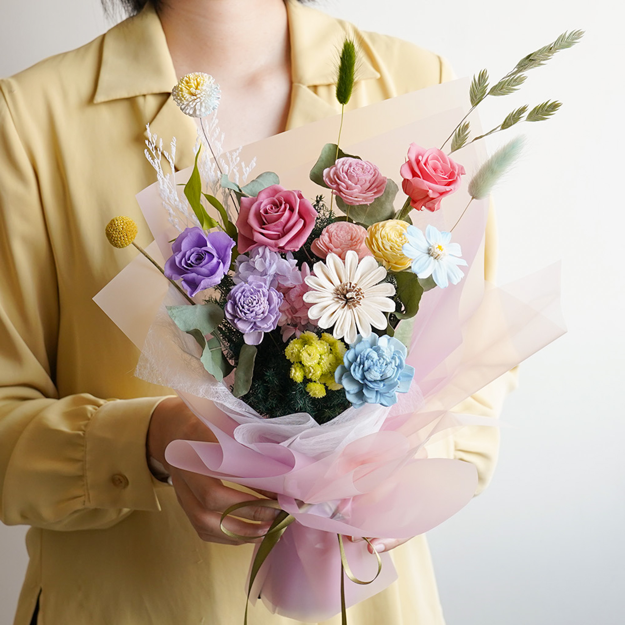 極光色,彩虹花束,糖果色花束,台北永生花花束推薦,永生花束極光色彩虹花束