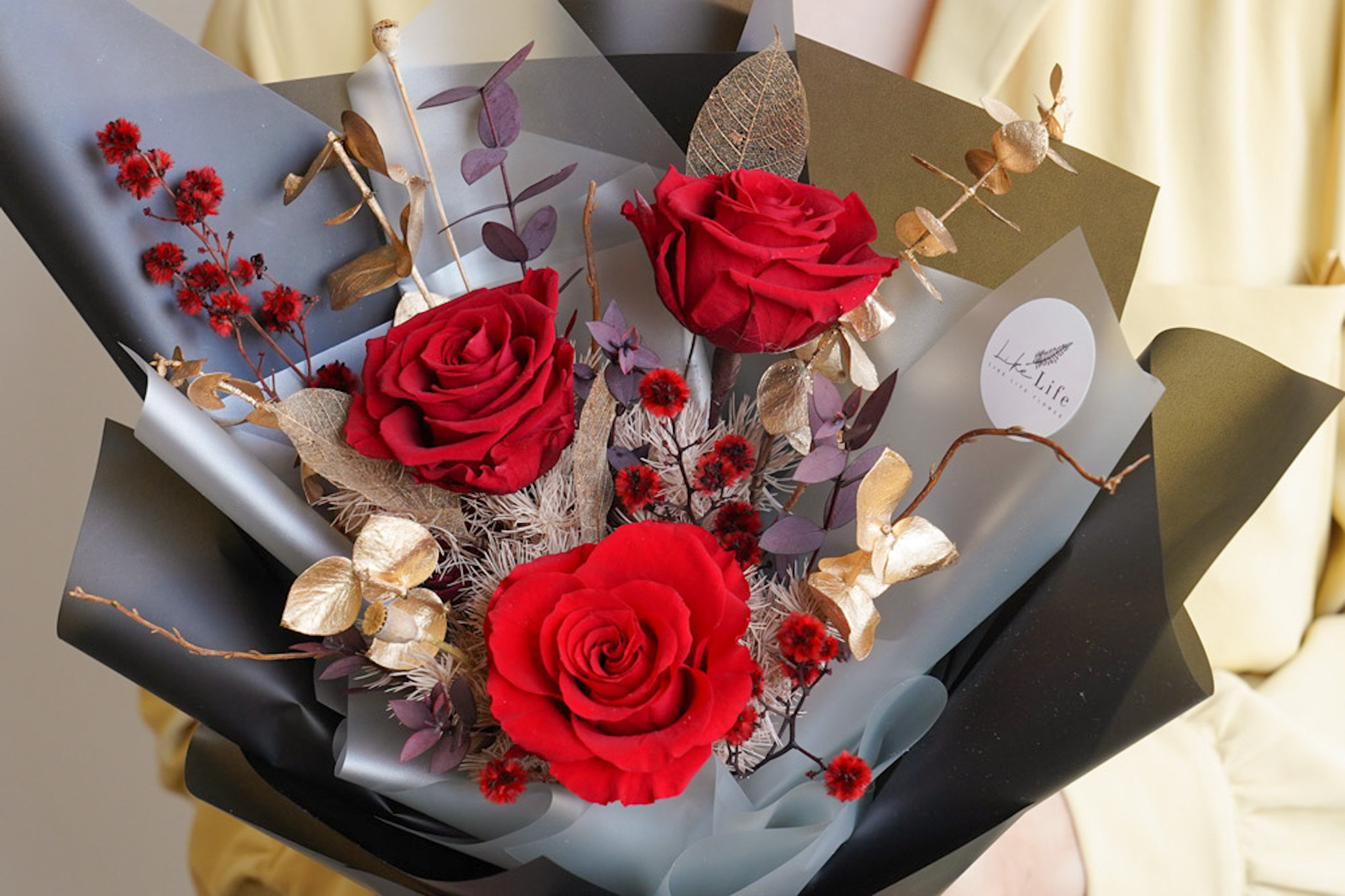 紅玫瑰花束,台北代客送花服務,情人節送花服務,紅玫瑰花束推薦,紅玫瑰特寫