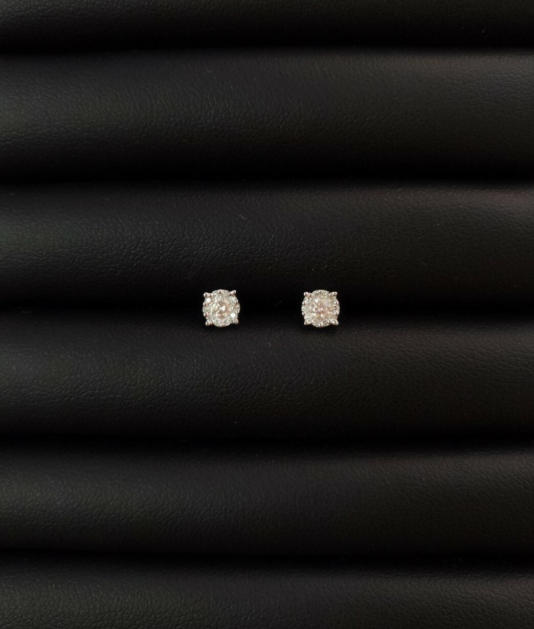 18K White Gold Diamond Earrings