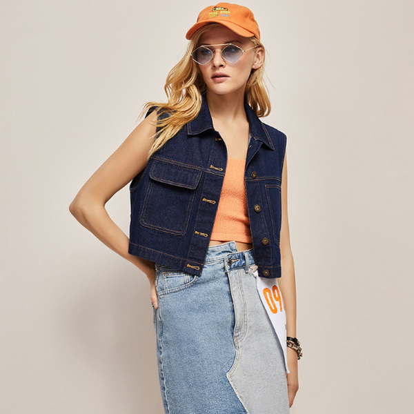 Sleeveless denim vest jacket