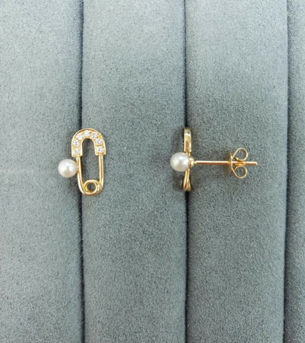 18K Rose Gold Akoya Pearl Pin Design Daimond Earrings