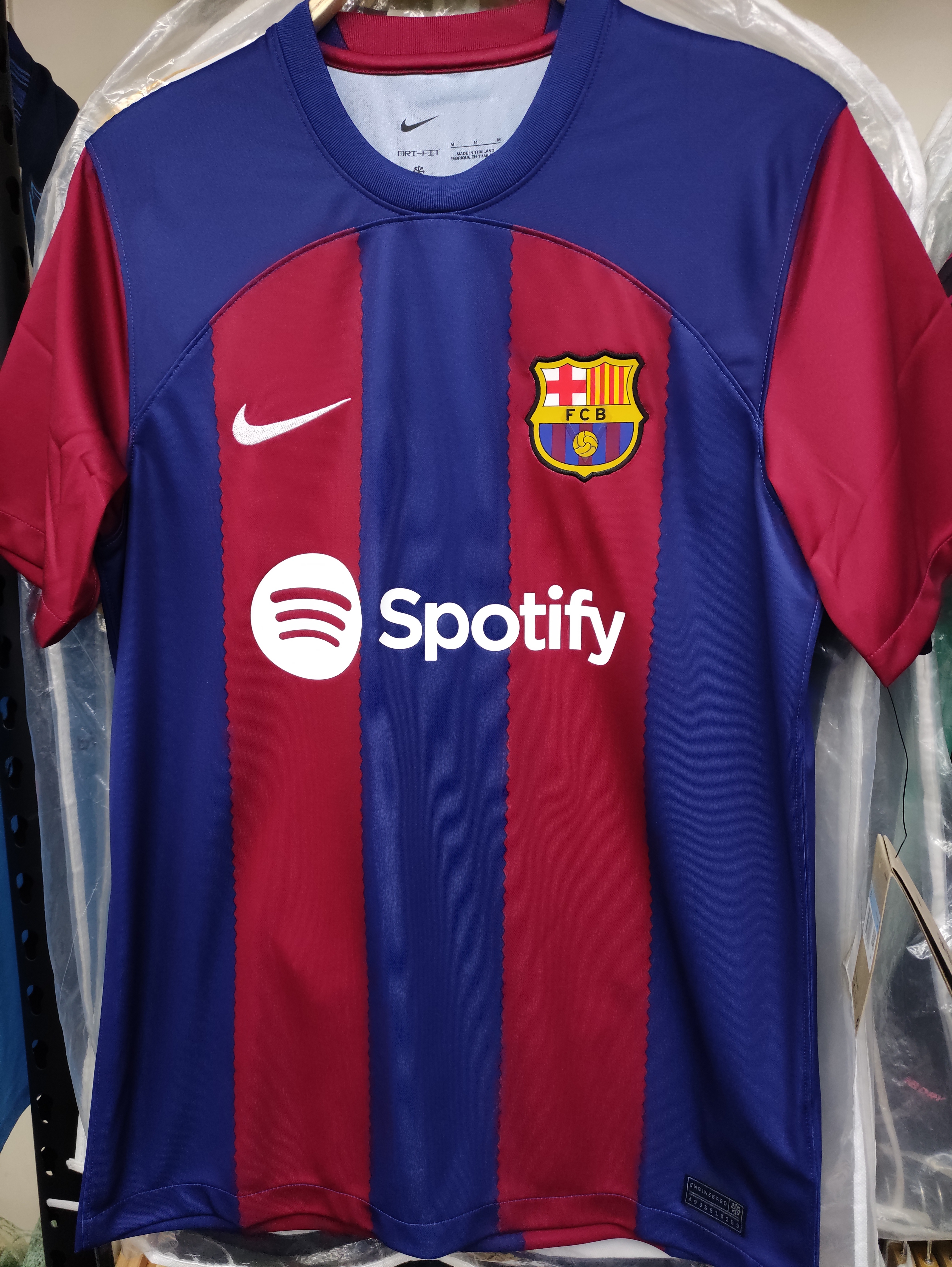 23-24巴塞隆拿主場球迷版球衣