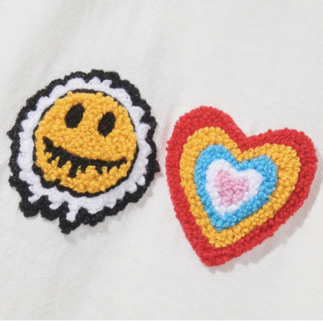 韓國代理品牌 Misterchild 《新》雙logo 溶解笑臉 彩虹愛心 立絨刺繡 短袖 TEE