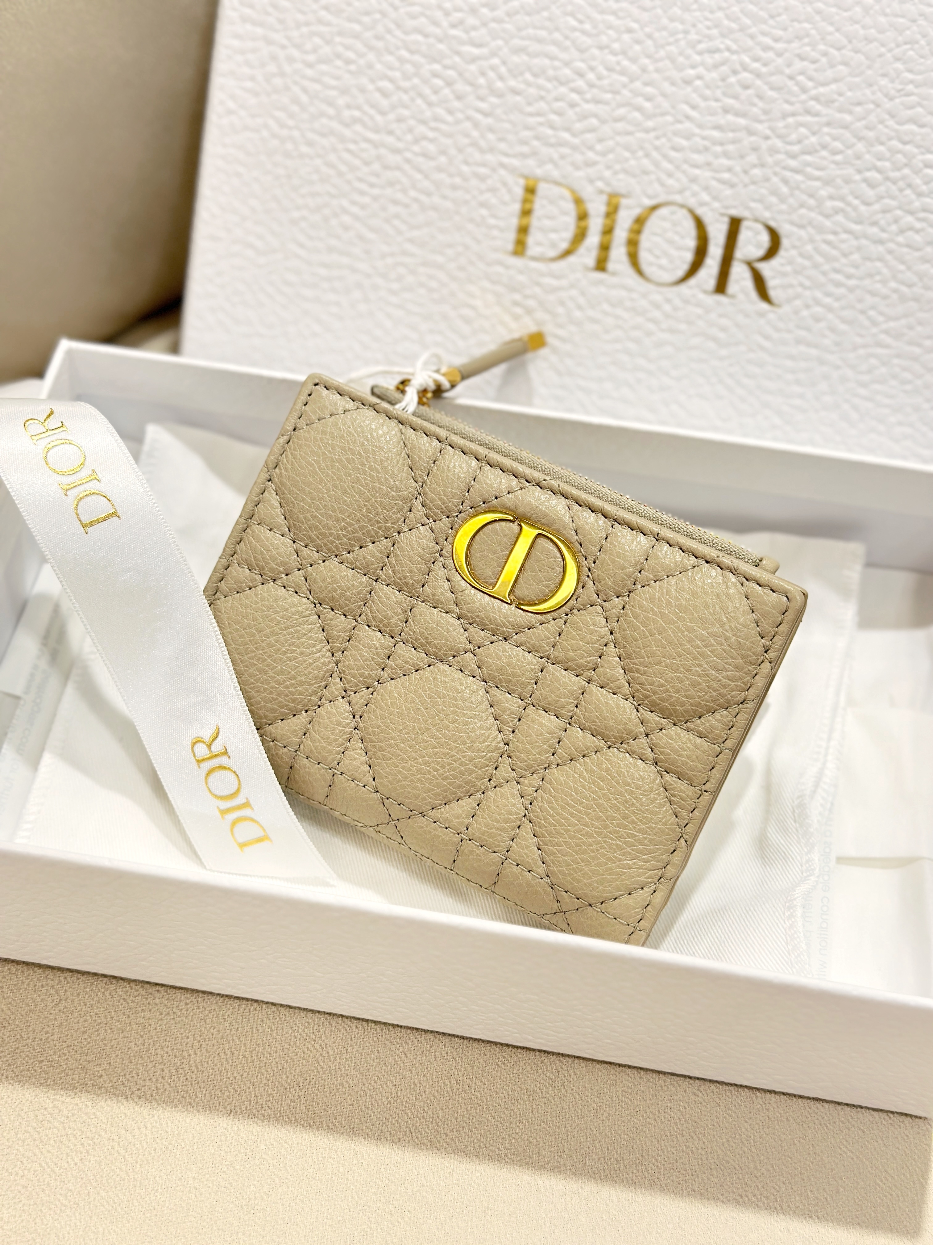 DIOR Caro Dahlia Wallet