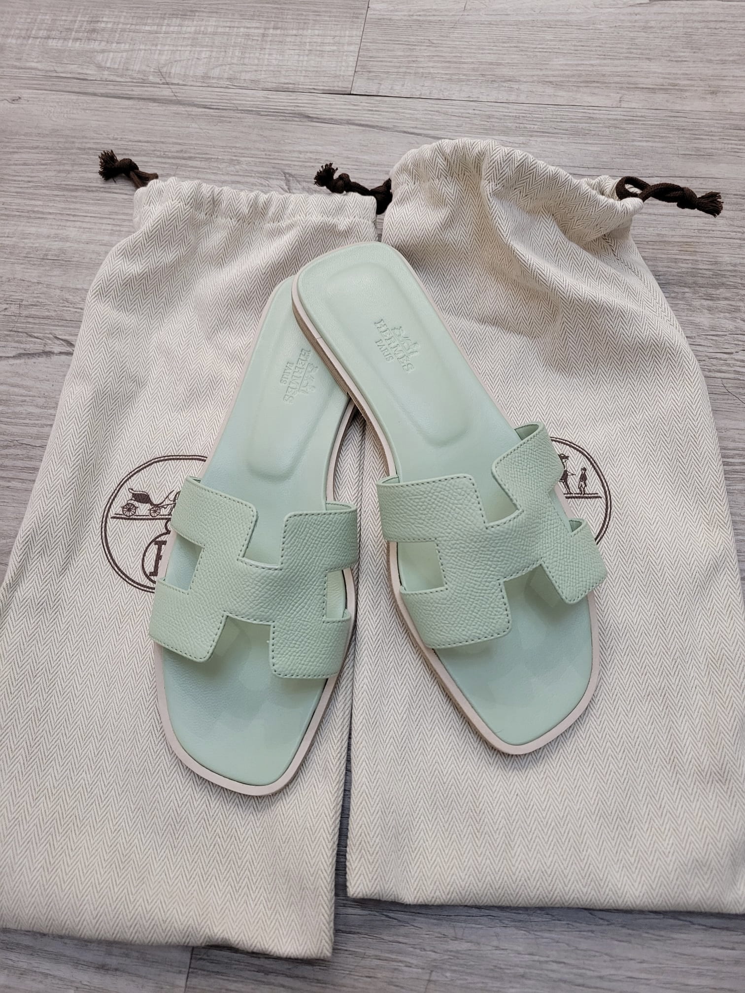 Hermes Oran sandal green 36.5 size