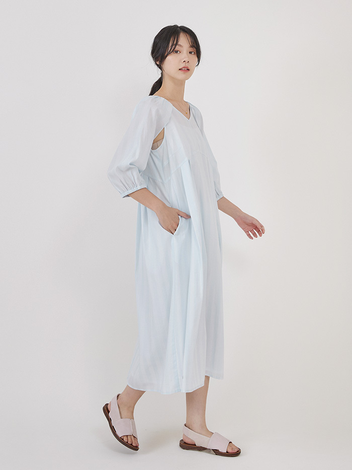 雪印微風洋裝-藍紋