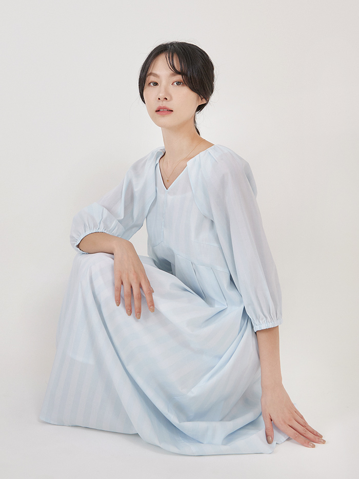 雪印微風洋裝-藍紋