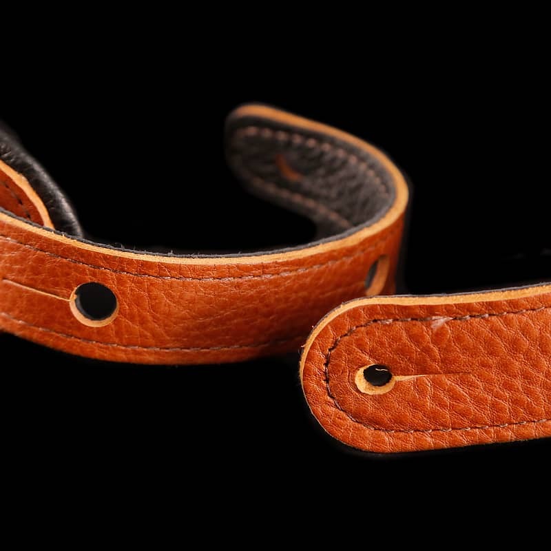 Taylor Taylor 背帶 皮革吉他背帶 棕褐色 British Tan TLOP-4129-25 第 6 張圖片｜三峽吉他 / Bass