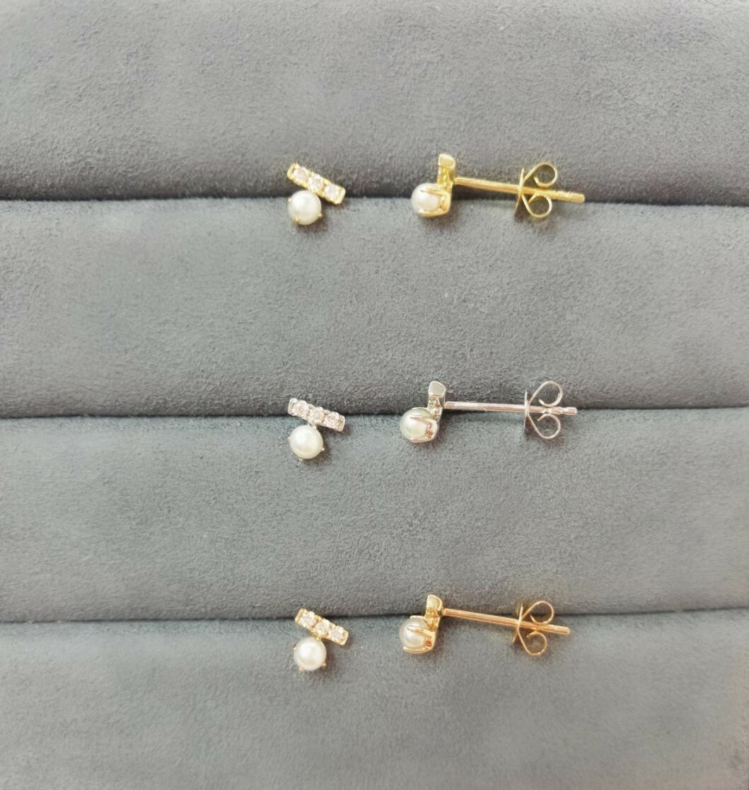 18K Akoya Pearl Diamond Earrings