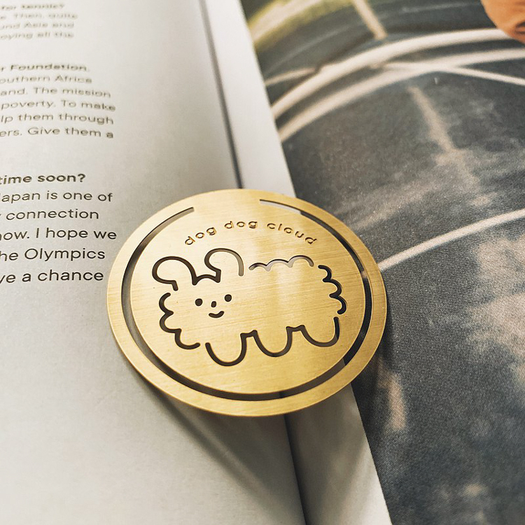 右手超人｜絕版｜黃銅書籤 描圖板｜狗狗雲